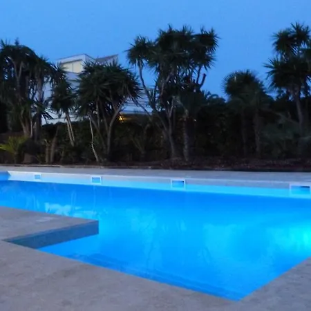 Luxury House Villa *