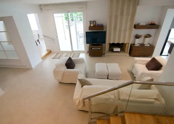 Luxury House Вілла Сіджас