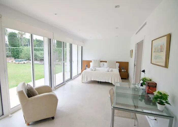 فيلة Luxury House سيدجيس